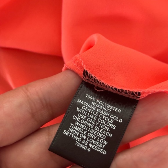 BOLD elements Coral Cutout Sleeve Blouse - Picture 7 of 8